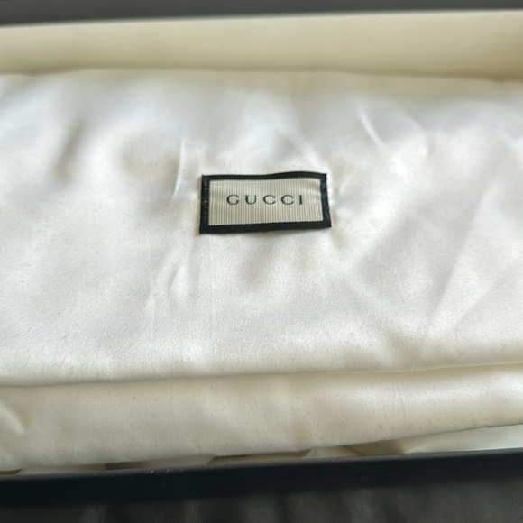 NEW GUCCI Marmont mini PINK VELVET LOVE EMBROIDERY PEARL CHAIN SHOULDER STRAP - Picture 9 of 12